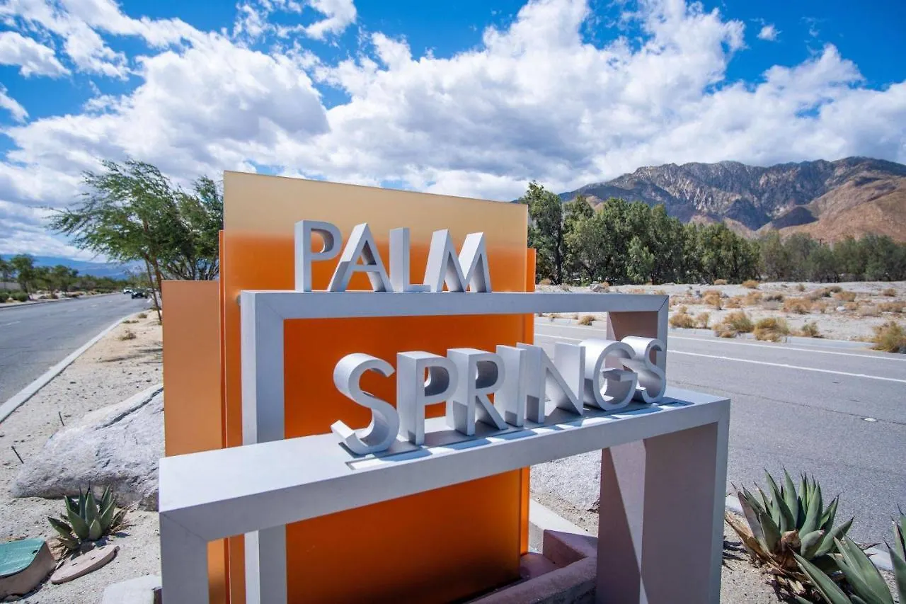 Condo 606 W Arenas Rd Unit 4 Palm Springs United States