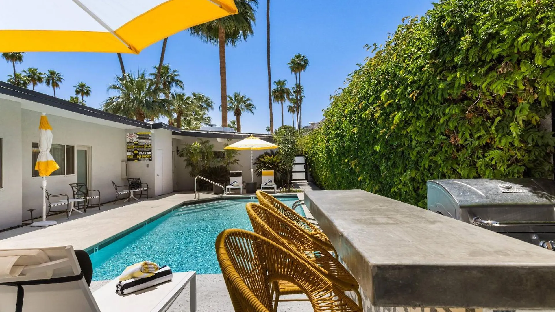 Condo 606 W Arenas Rd Unit 4 Palm Springs